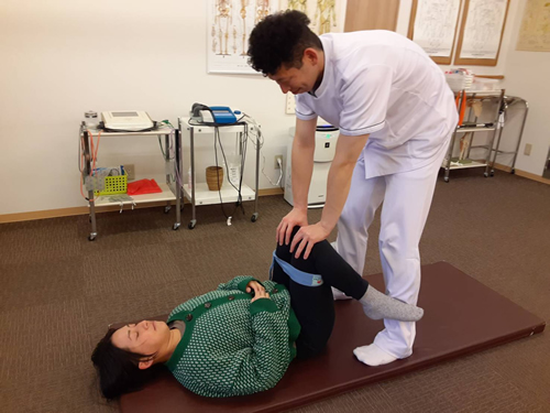 股関節を矯正する治療